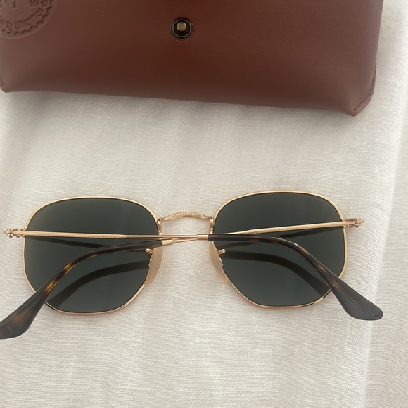 Ray Ban Sunglasses - Picture 2 of 4